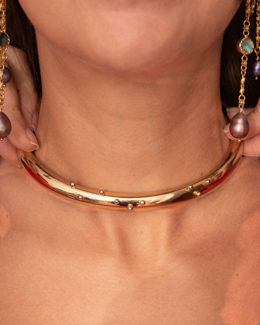 Cosmic Orbit Choker