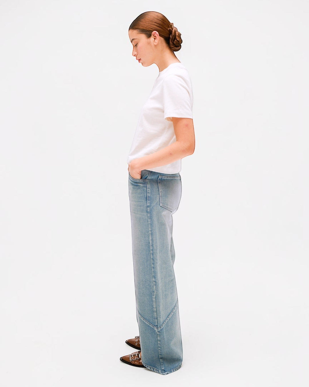 The Weekender Jean in Light Blue