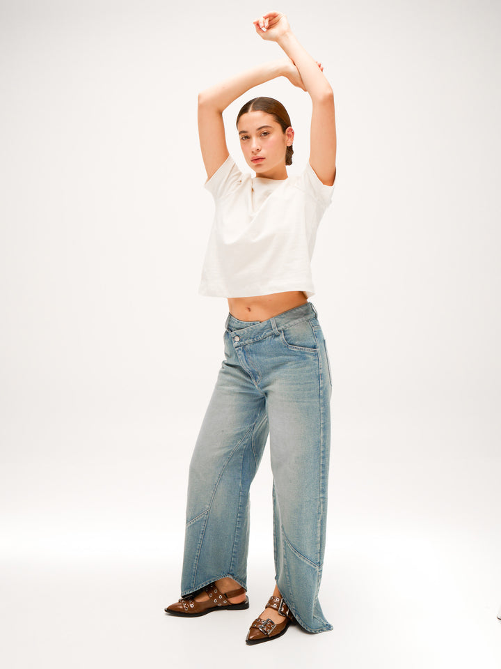 The Weekender Jean in Light Blue